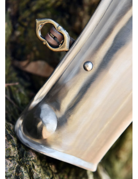 Grevas medievais com joelheiras...