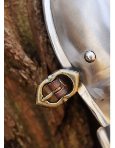 Grevas medievais com joelheiras...