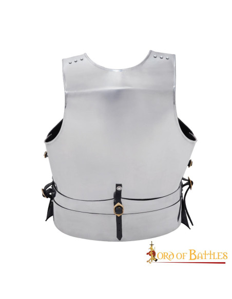 Couraça medieval Churburg milanesa em...