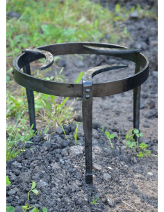 Tripé medieval, suporte de cozinha, aço forjado, redondo