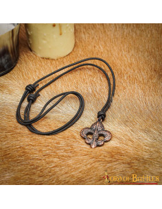 Pendente medieval flor de lis em latão envelhecido