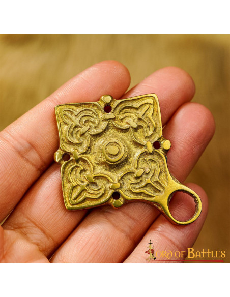 Fecho manto Gulbische banhado a...