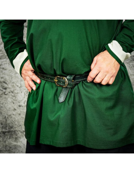 Design em relevo de cinto medieval verde