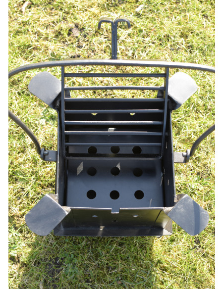 Rotina medieval e grelhador para...