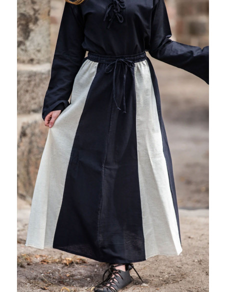 Saia medieval modelo Diana, preto e...