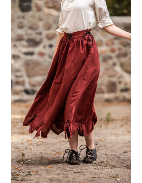 Saia medieval com bordado modelo...