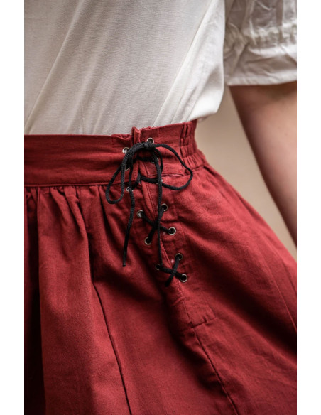 Saia medieval com bordado modelo...