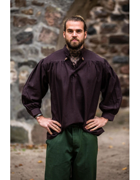 Camisa marrom medieval de corte largo