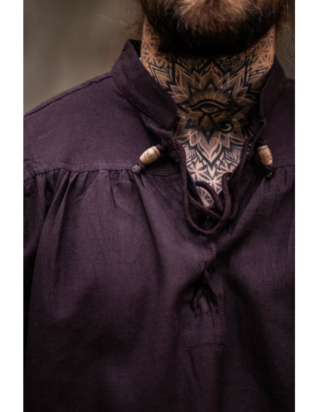 Camisa marrom medieval de corte largo