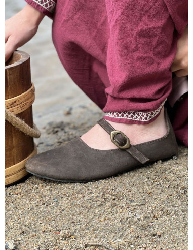 Sapatos medievais castanhos para senhora, Rieke