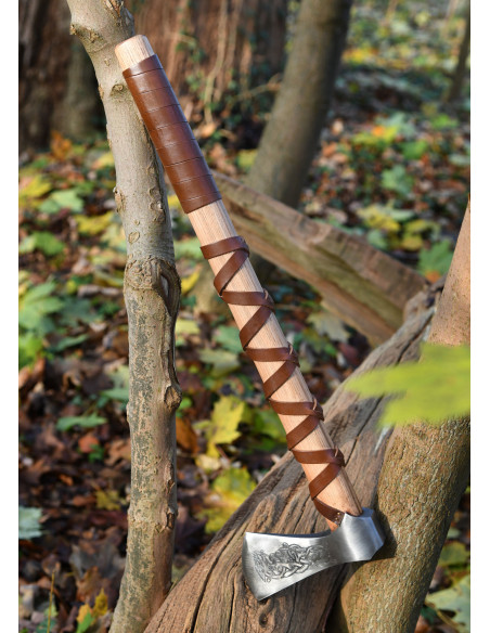 Machado de aço fundido norueguês com...