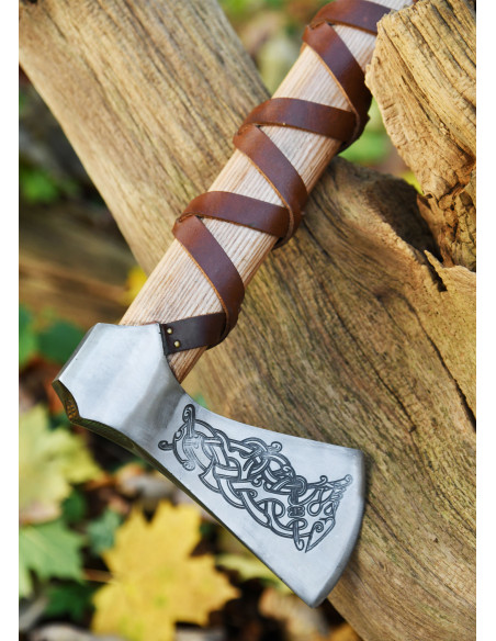 Machado de aço fundido norueguês com...