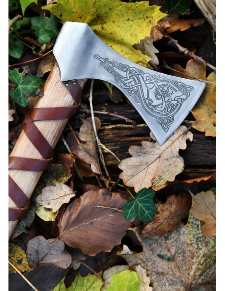 Machado de aço fundido norueguês com...