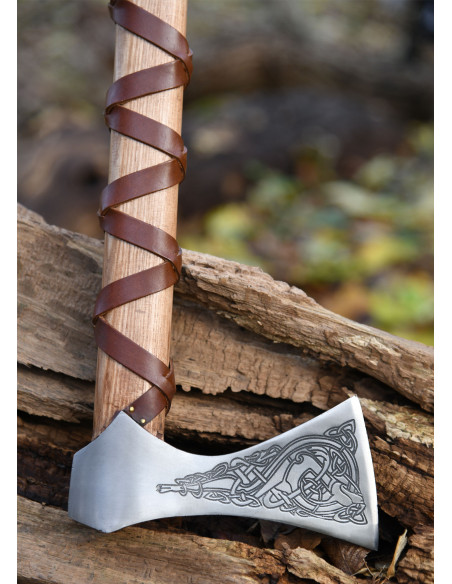 Machado de aço fundido norueguês com...