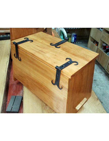 Conjunto de 2 dobradiças medievais...