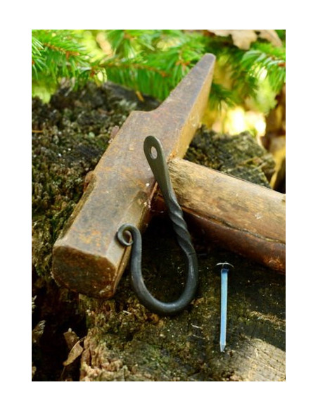 Gancho medieval para pendurar na...