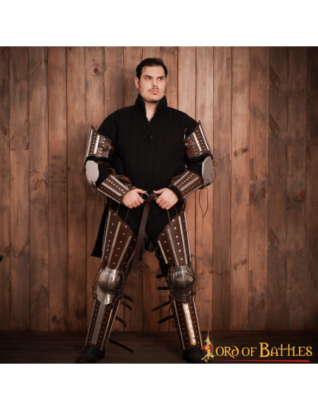 Par de armas históricas medievais com...