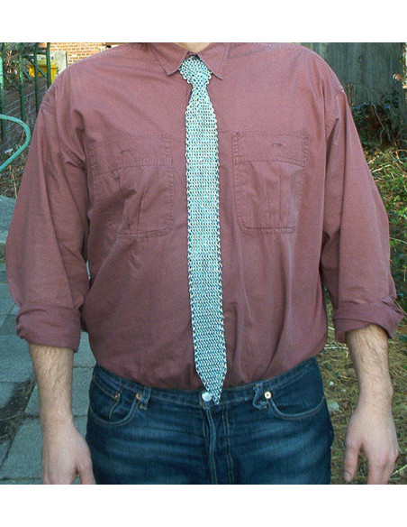 Gravata medieval com argolas de cota...