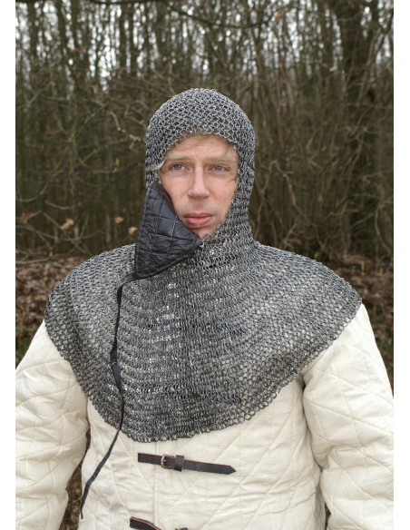 RRR carrasco com máscara triangular...