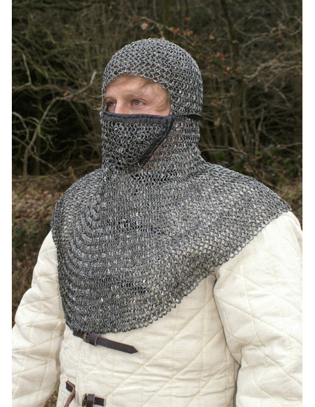 RRR carrasco com máscara triangular...