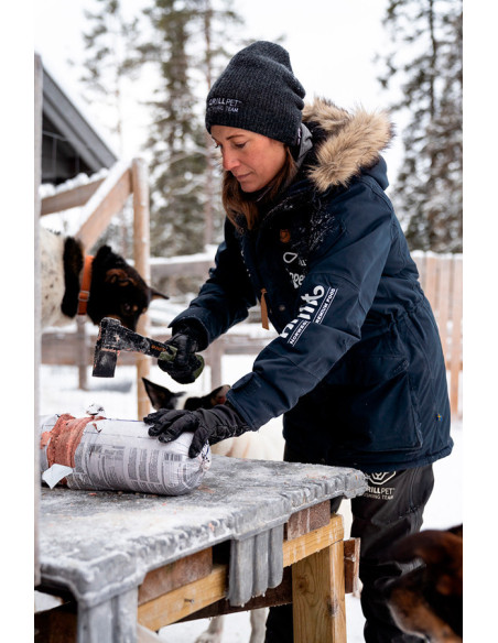 Machado de acampamento Brusletto...