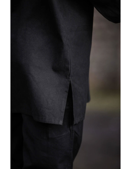 Camisa medieval modelo Ulrich, cor preta