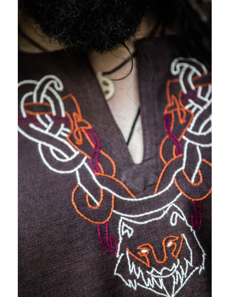 Túnica Viking com bordado Freki, marrom