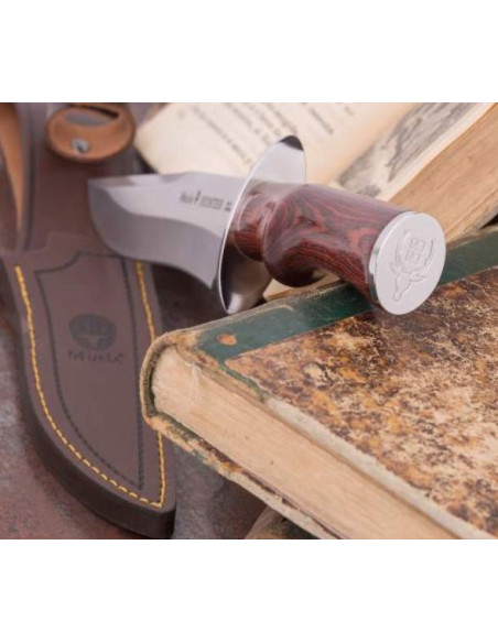 Caça Hunter e faca esportiva