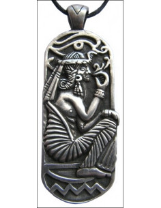 pingente egípcio sentado