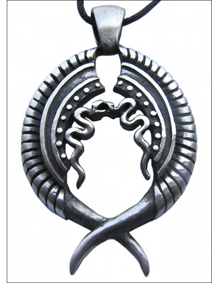 pingente de motivos gregos