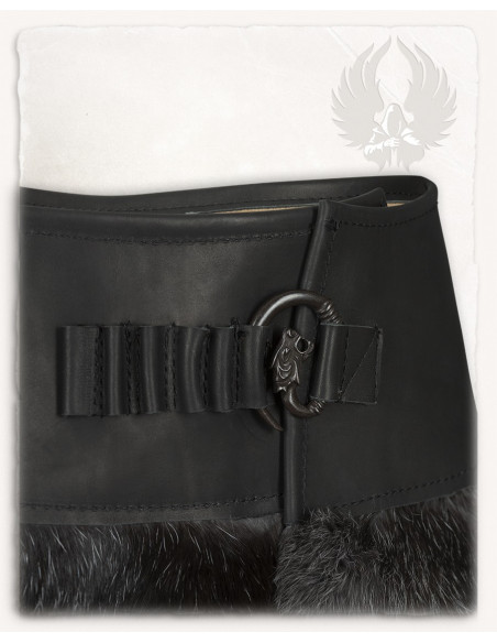 Saia bárbara modelo Karya, cabelo de...