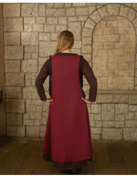 Vestido medieval lady Juliana, cor bordô