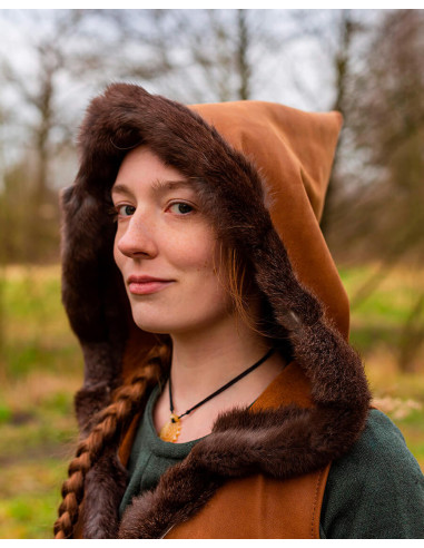 Camisola de mulher medieval com capuz modelo Jetta, castanho ⚔️ Loja  Medieval
