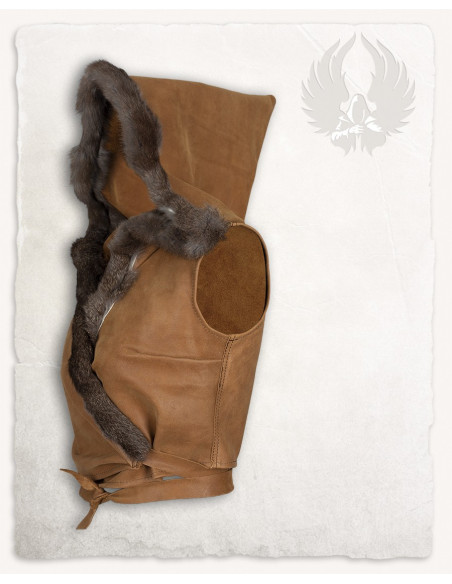 Camisola de mulher medieval com capuz...