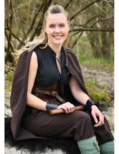 Blusa Viking sem mangas modelo Levke,...