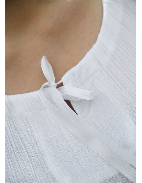 Túnica interior medieval leve efeito...