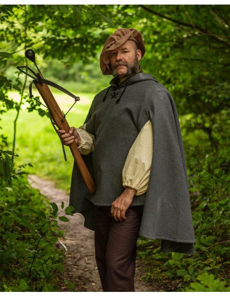 Capa de lã renascentista, modelo...