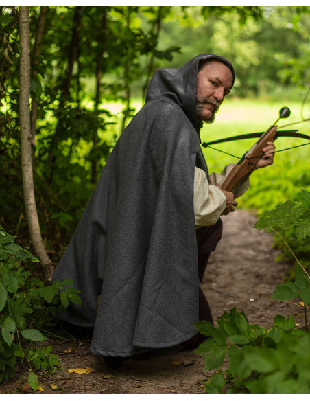 Capa de lã renascentista, modelo...