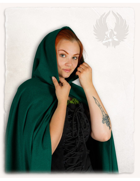 Gora modelo capa medieval de lã verde