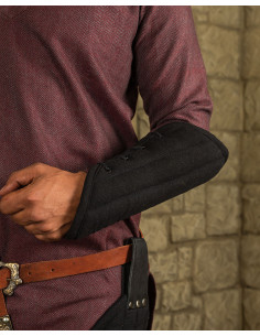 Pulseiras medievais acolchoadas modelo Leopold, pretas