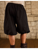 Calça capri em algodão preto modelo Tudor