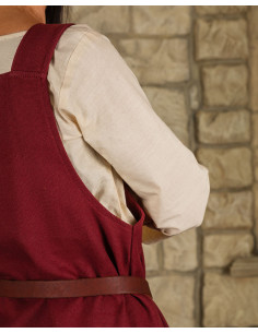 Vestido estilo avental, modelo Lientje, bordô 2