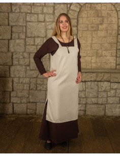 Avental camponesa modelo Esther, cor creme