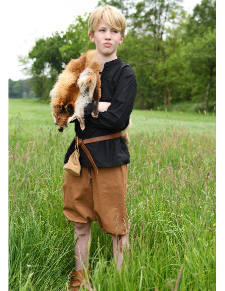 Calças capri modelo Jonte com cordões...