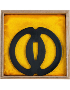 Tsuba John Lee Musashi com caixa de madeira
