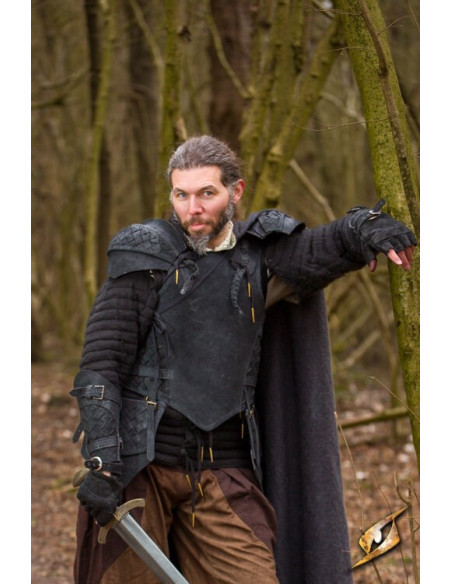 Conjunto de ombreiras em camurça...