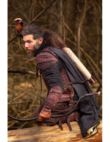 Conjunto de ombreiras em camurça...