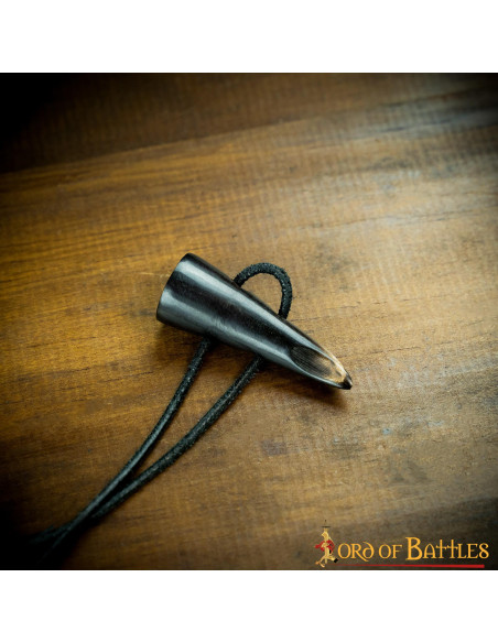 Conjunto de 5 fechos de chifre...