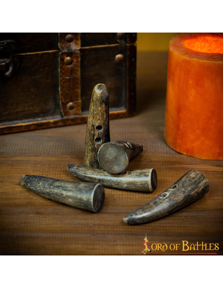 Conjunto de 5 fechos de chifre...