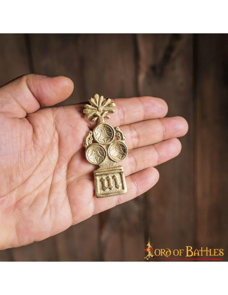 Trevo medieval decorativo para cintos